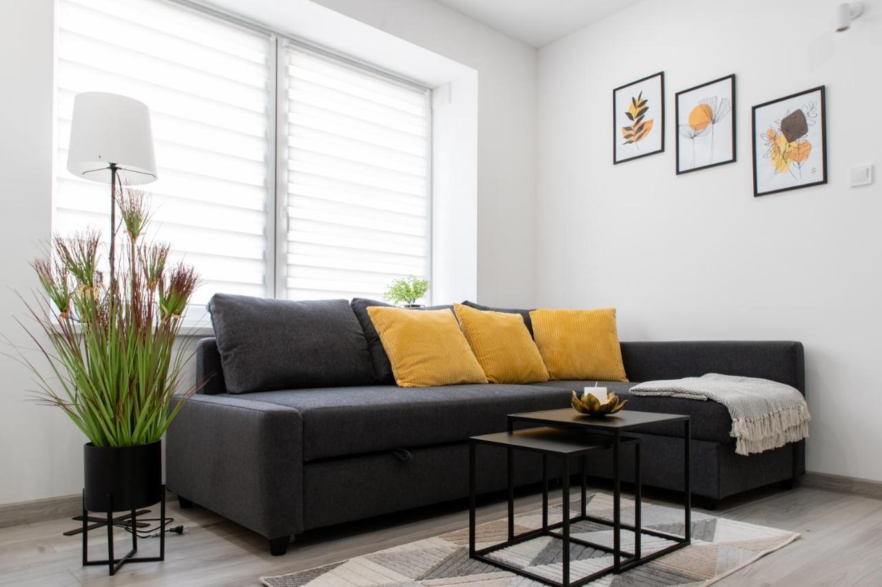 The Central Border Premium Apartment Sturovo Ngoại thất bức ảnh