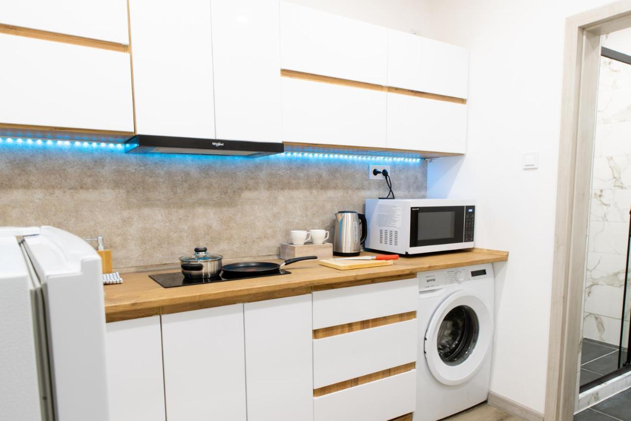 The Central Border Premium Apartment Sturovo Ngoại thất bức ảnh